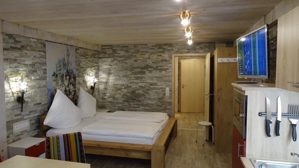 Gaestehaus Guggomos "Das Allgaeustyle" Füssen Eksteriør bilde